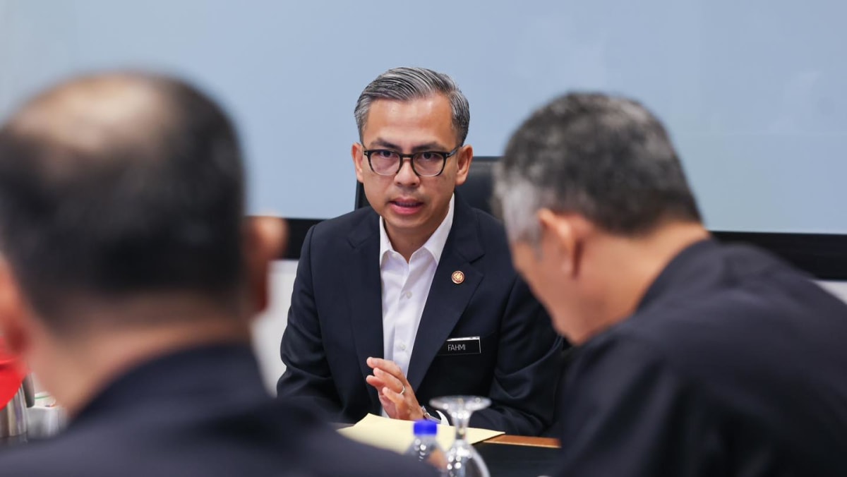 CNA 解释：为什么马来西亚要求社交媒体平台获得许可证，否则将面临被禁的风险？