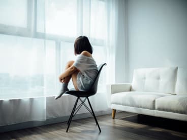 Procrastination is associated with higher levels of stress, unhealthier lifestyles and delays in seeing a doctor about health problems.