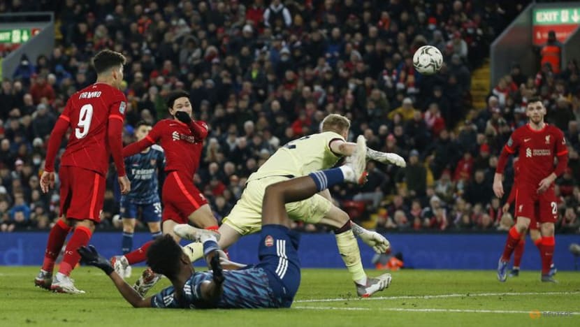Liverpool frustrated by 10-man Arsenal in League Cup semi stalemate Liverpool frustrated by 10-man Arsenal in League Cup semi stalemate