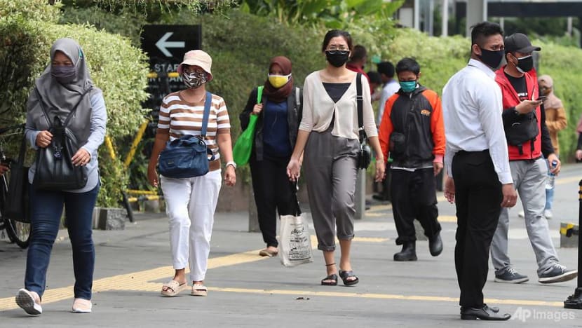 Indonesia tumbles into first recession for two decades Indonesia tumbles into first recession for two decades