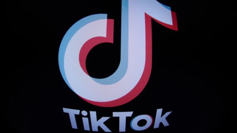 Pengguna TikTok, segelintir penggubal undang-undang AS menentang aplikasi diharamkan
