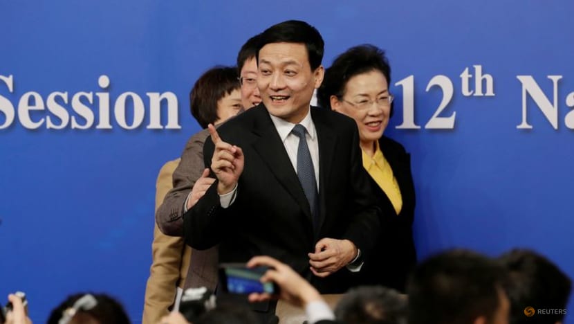 China removes former industry minister Xiao Yaqing from post for bribery China removes former industry minister Xiao Yaqing from post for bribery