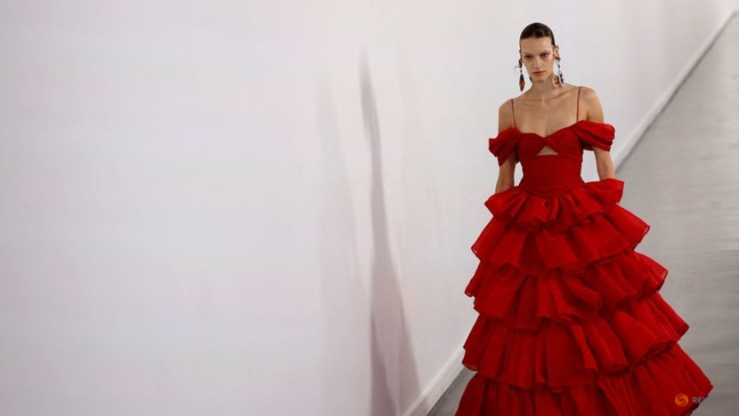 Giambattista Valli fills fall runway show with tweeds at Paris Fashion Week Giambattista Valli fills fall runway show with tweeds at Paris Fashion Week
