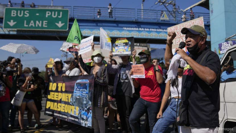 Philippine drivers stage strike over plan to phase out jeepneys, ageing public transport vehicles 3 philippines transport strike 91475