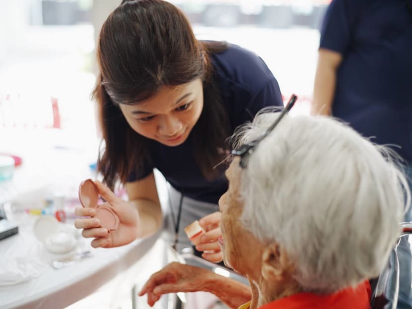 People who engaged in these small acts of kindness were about twice as likely to volunteer compared to those who did not. People who engaged in these small acts of kindness were about twice as likely to volunteer compared to those who did not.