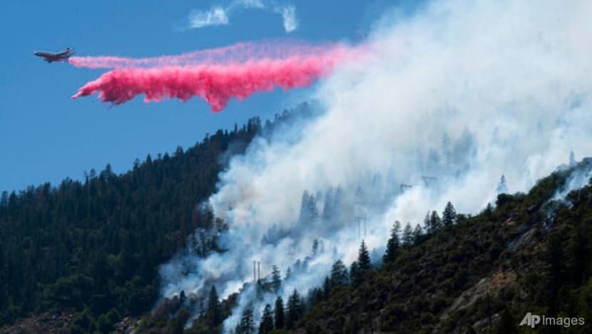 California blaze erupts near site of deadliest US wildfire California blaze erupts near site of deadliest US wildfire