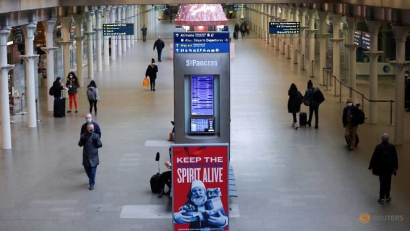 Britain faces isolation as world tightens borders to keep out new COVID-19 strain Britain faces isolation as world tightens borders to keep out new COVID-19 strain