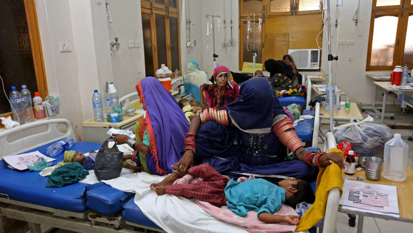 Malaria dan penyakit tular dengan cepat di Pakistan yang dilanda banjir