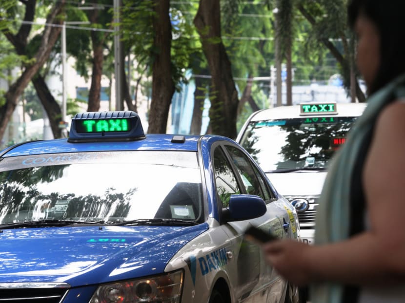 More than 2,000 ComfortDelGro cabbies could jump ship and join rival taxi operators partnering Grab, or switch to become private car hires. Photo: TODAY