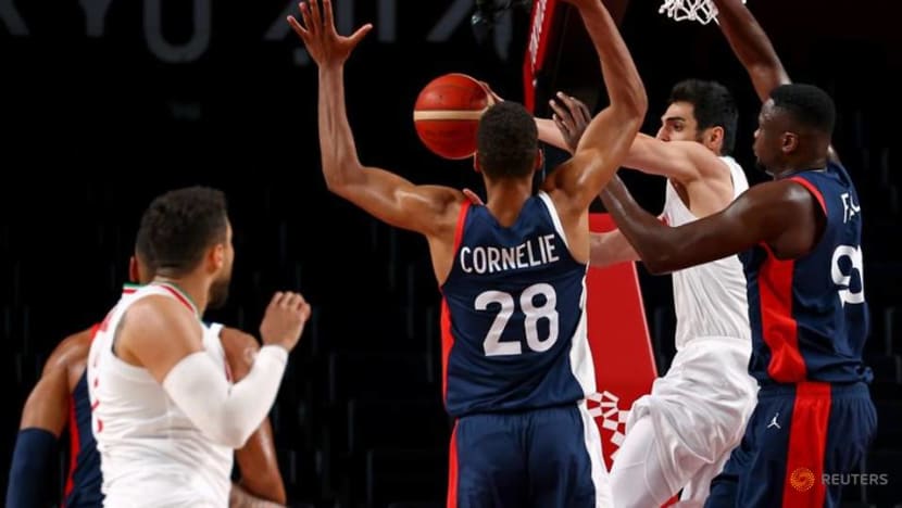Olympics-Basketball-French men's team coast to quarter-finals with win over Iran Olympics-Basketball-French men's team coast to quarter-finals with win over Iran