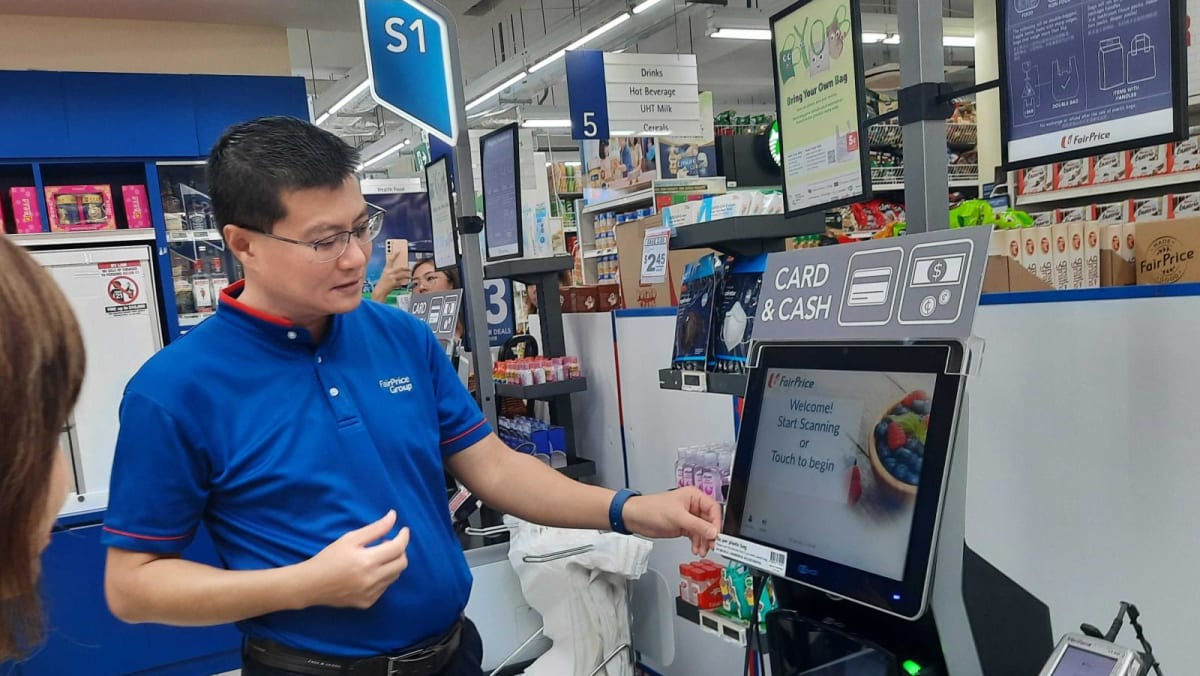 ‘Based on honour system’: Barcodes at FairPrice self checkouts for customers to scan for plastic bag payment ‘Based on honour system’: Barcodes at FairPrice self checkouts for customers to scan for plastic bag payment
