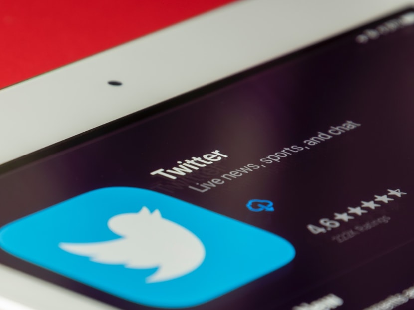 Lim Sin Yi posted an advertisement on his Twitter account, pretending to be a female and listing several nude videos and pictures of a female. Lim Sin Yi posted an advertisement on his Twitter account, pretending to be a female and listing several nude videos and pictures of a female.