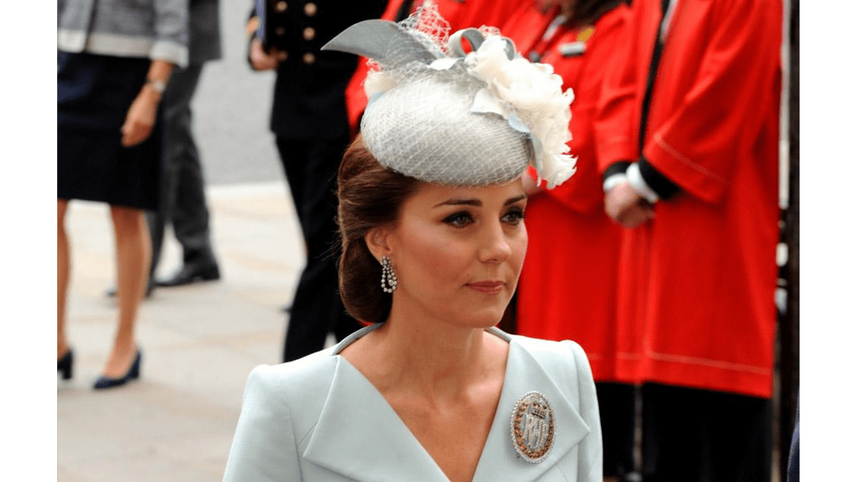 Duchess of Cambridge pens touching tribute to midwives 8 Days