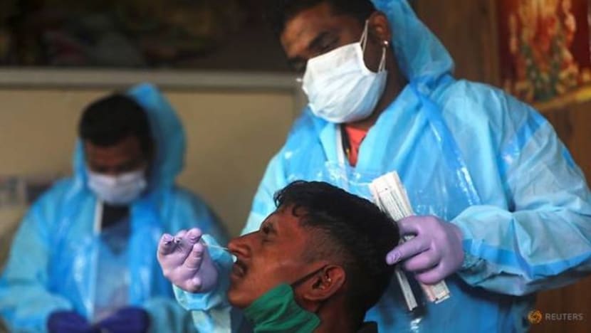 India luluskan vaksin COVID-19 tempatan dan AstraZeneca, mula agih beberapa minggu lagi India luluskan vaksin COVID-19 tempatan dan AstraZeneca, mula agih beberapa minggu lagi