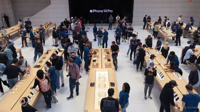 Foxconn woes could hit at least 30% of iPhone Nov shipments from China plant: Source Foxconn woes could hit at least 30% of iPhone Nov shipments from China plant: Source