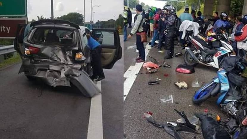 Kereta rempuh penunggang motosikal di Lebuhraya Linkedua; 7 dikejar ke hospital
