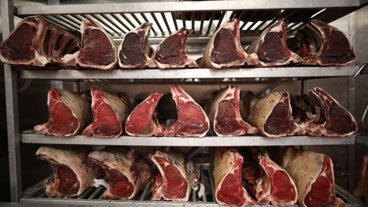 疯牛病事件后 中国和菲律宾暂停从加拿大进口牛肉