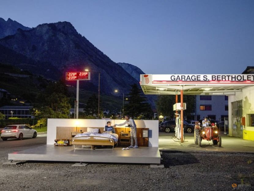 Swiss 'zero star hotel' offers sleepless nights to ponder world's crises Swiss 'zero star hotel' offers sleepless nights to ponder world's crises