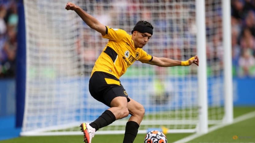 Soccer-Doctors said it was a 'miracle' I survived skull fracture: Wolves' Jimenez Soccer-Doctors said it was a 'miracle' I survived skull fracture: Wolves' Jimenez