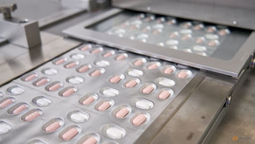 EU regulator could issue decision on Pfizer COVID-19 pill 'within weeks' EU regulator could issue decision on Pfizer COVID-19 pill 'within weeks'