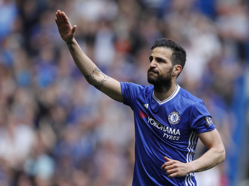 Chelsea nike contract sales