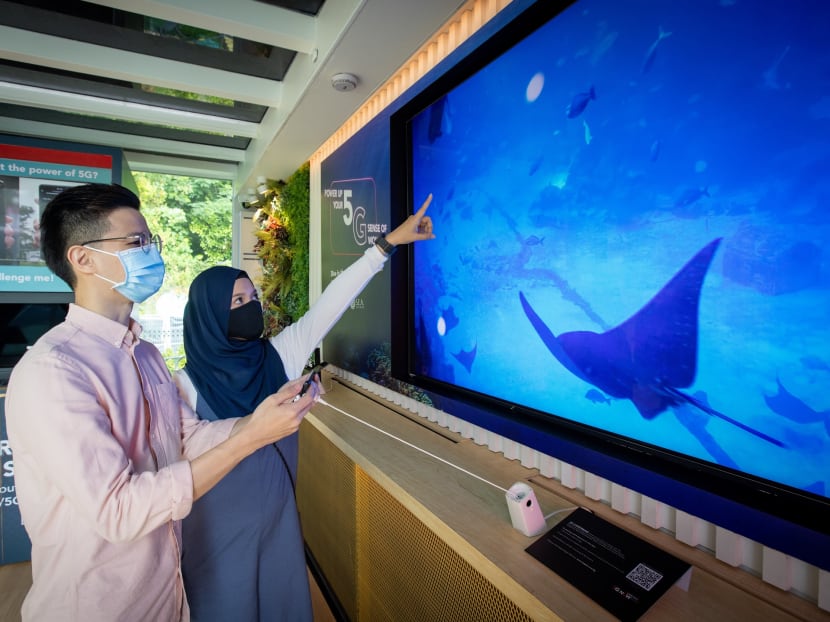 Forget your wanderlust. Singapore’s first 5G standalone network changes the way you live, work and play every day Forget your wanderlust. Singapore’s first 5G standalone network changes the way you live, work and play every day
