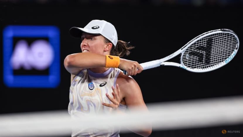 Swiatek into third round indoors as rain stops play outside Swiatek into third round indoors as rain stops play outside