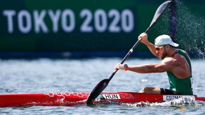 Olympics-Canoe sprint-Hungary's Csizmadia sets record to reach semis, Rio champion Heath struggles Olympics-Canoe sprint-Hungary's Csizmadia sets record to reach semis, Rio champion Heath struggles