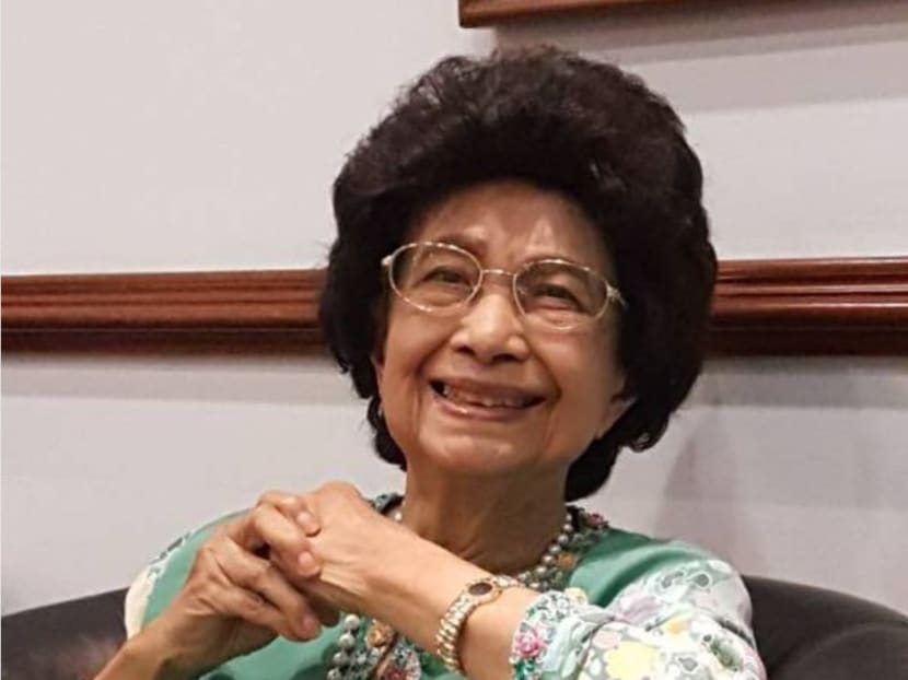 Dr Siti Hasmah is beloved by most Malaysians for her kind, supportive, and motherly nature, as well as one who never courted controversy nor desired to be in the limelight. The fact that she was subject to police questioning is likely to play poorly with the public, say the authors. Photo:  Twitter/Marina Mahathir‏@netraKL