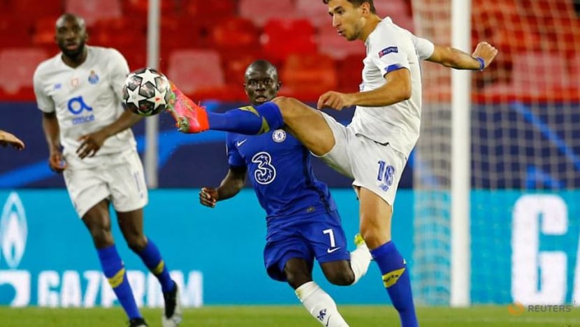 Soccer-Grujic completes move to Porto from Liverpool Soccer-Grujic completes move to Porto from Liverpool