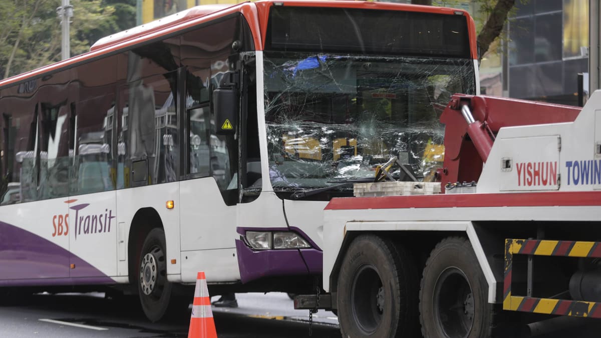 5 injured after an accident along Orchard Road TODAY