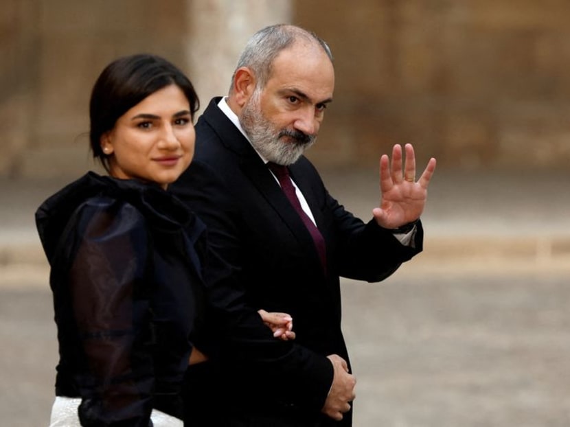 Armenian leader says plans proceeding for meeting with Azerbaijan's ...