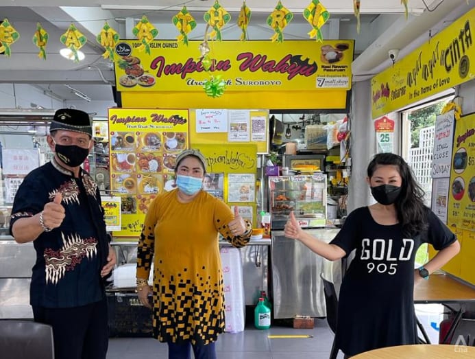 best eats abang batman s pomfret penyet oxtail soup and other surabaya specialties cna lifestyle