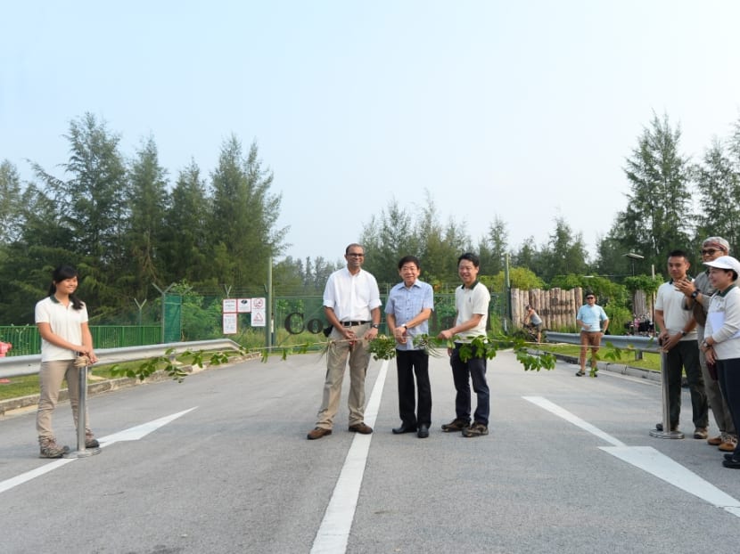 Coordinating Minister for Infrastructure and Minister for Transport Khaw Boon Wan opens the Coney Island Park with Grassroots Advisor Pasir Ris Punggol GRC Dr Janil Puthucheary and Mr Kenneth Er CEO NParks. Photo: NParks