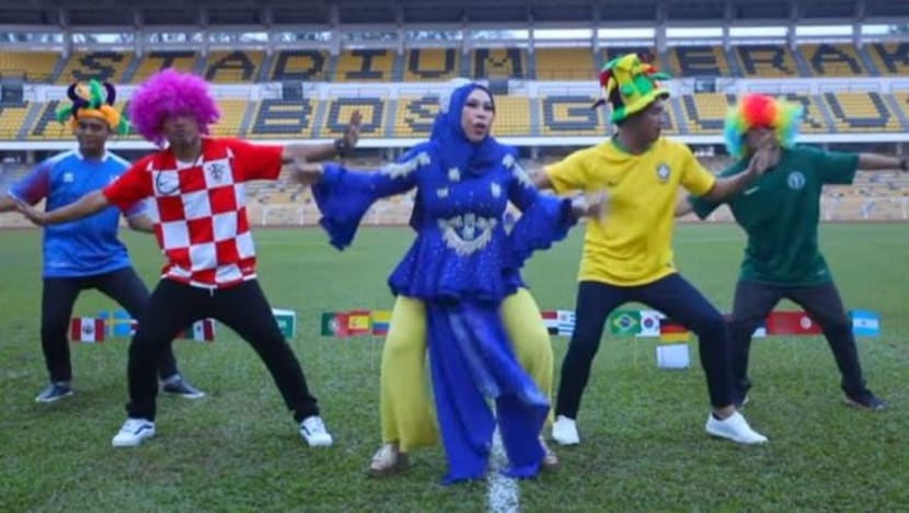 Jutawan kosmetik Datuk Seri Vida lancar lagu sempena Piala Dunia
