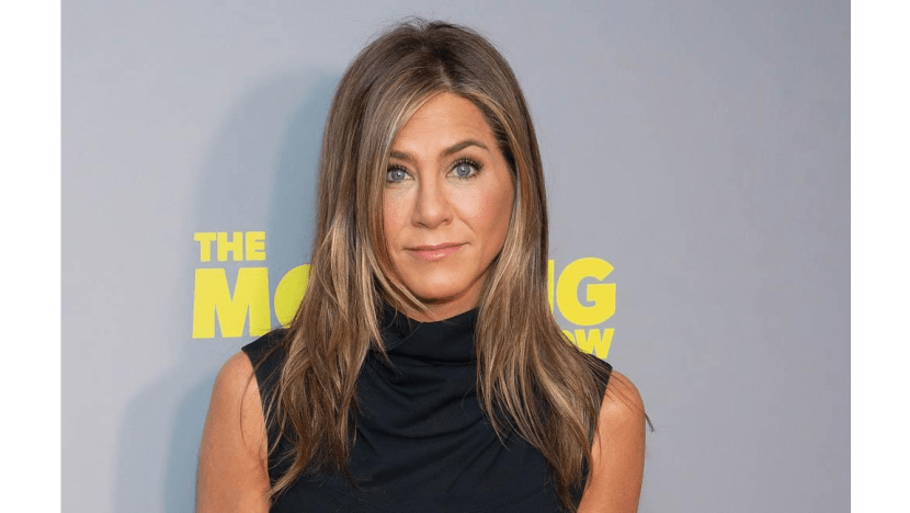 Jennifer Aniston Becomes Obsessed With Washing Dishes While In Self-Isolation Jennifer Aniston Becomes Obsessed With Washing Dishes While In Self-Isolation