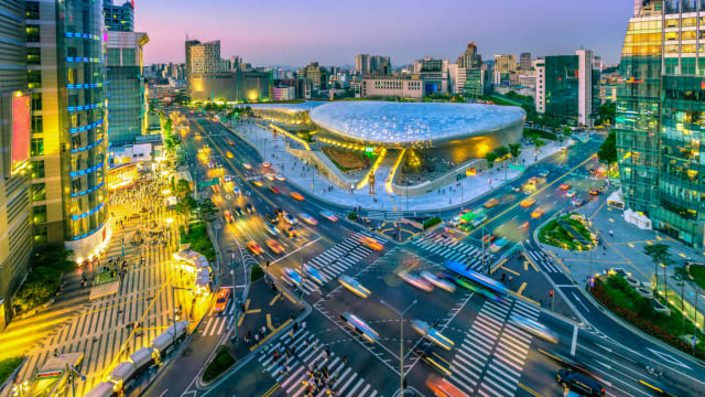 韩国去年第四季的经济 时隔10个季度出现负增长