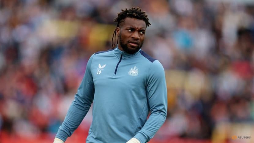 Saint-Maximin leaves Newcastle to join Saudi side Al-Ahli