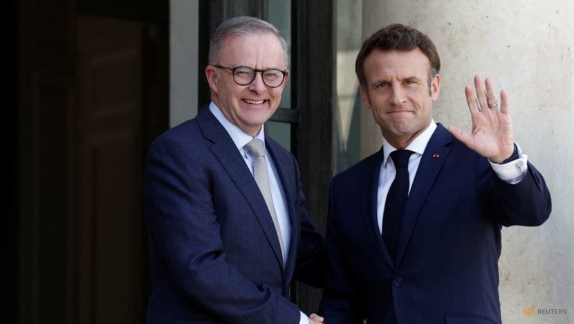 After submarine row, Macron tells Australian PM he wants to focus on future After submarine row, Macron tells Australian PM he wants to focus on future