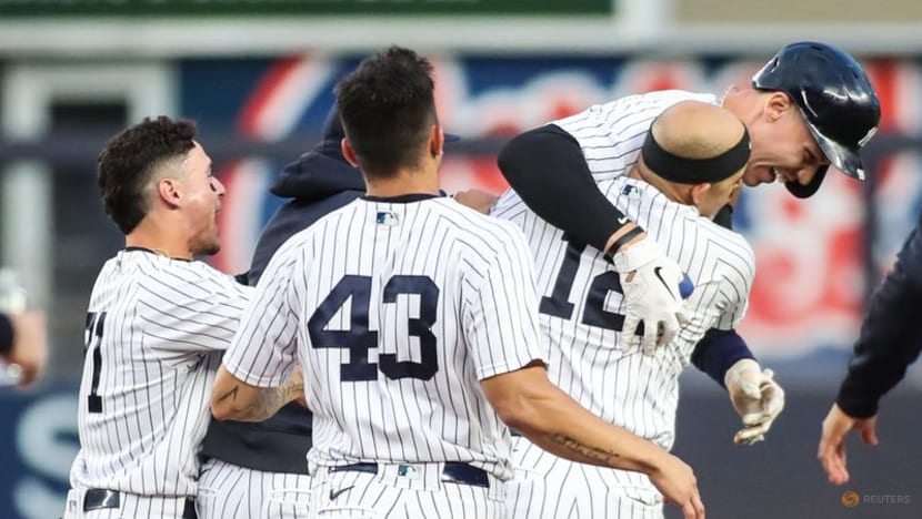 MLB roundup: Yanks, Red Sox claim AL wild-card berths with dramatic wins MLB roundup: Yanks, Red Sox claim AL wild-card berths with dramatic wins