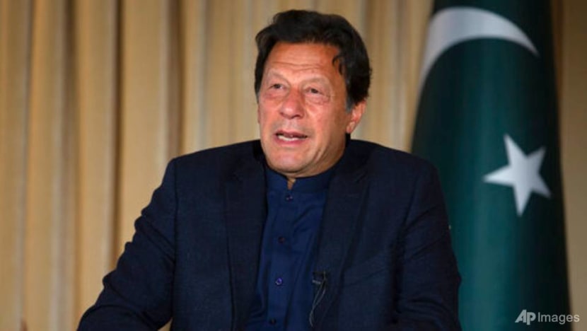 Pakistani PM asks Shias to bury coal miners killed by Islamic State Pakistani PM asks Shias to bury coal miners killed by Islamic State