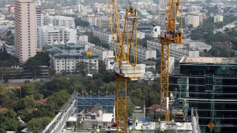 Thai cabinet approves US$1.45 billion of projects to help economy Thai cabinet approves US$1.45 billion of projects to help economy