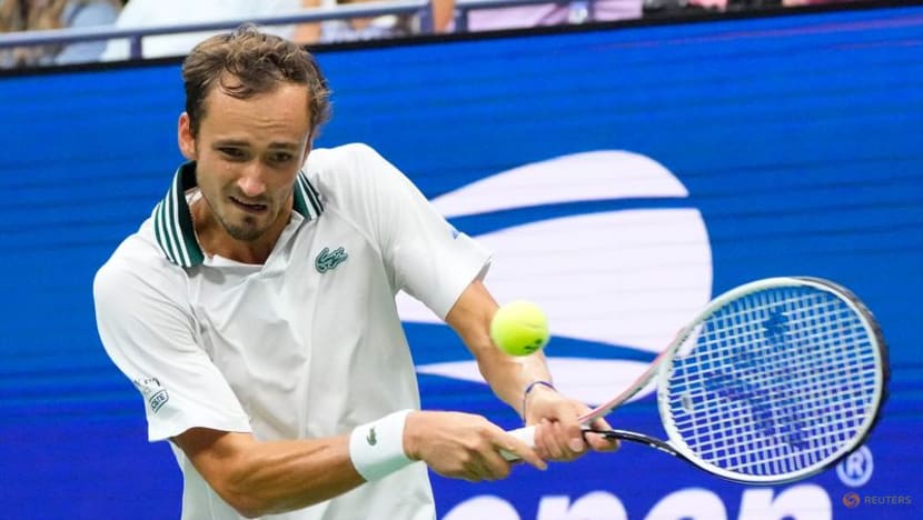 Tennis: Speedy Medvedev makes quick work of Evans in US Open fourth round Tennis: Speedy Medvedev makes quick work of Evans in US Open fourth round
