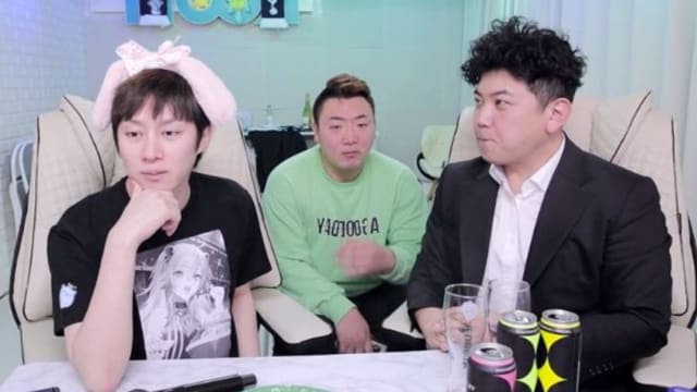 金希澈直播突提车银优引争议　狂飙脏话主持人关麦救火