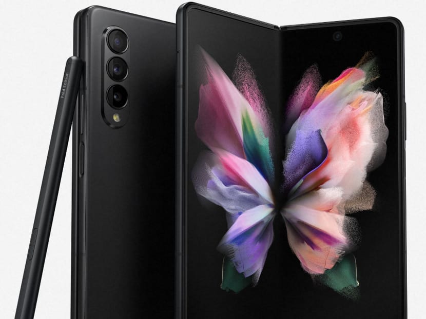 Samsung’s 2 new foldable phones start at S$2,398 and S$1,398 in Singapore Samsung’s 2 new foldable phones start at S$2,398 and S$1,398 in Singapore