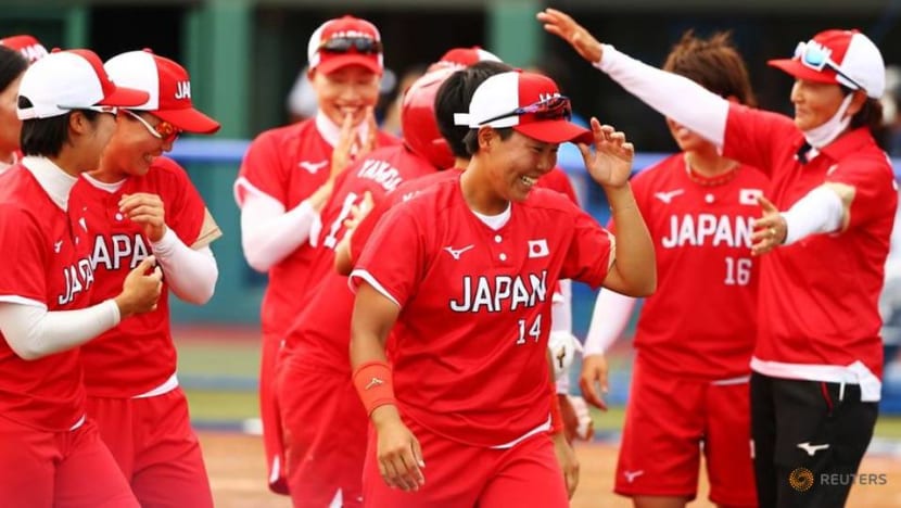 Olympics-Softball-Japan, US off to 2-0 start as action wraps in Fukushima
