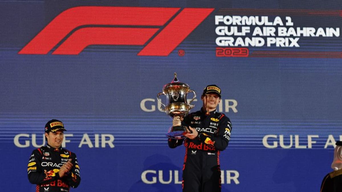 Verstappen memulai musim dengan kemenangan satu-dua di Bahrain