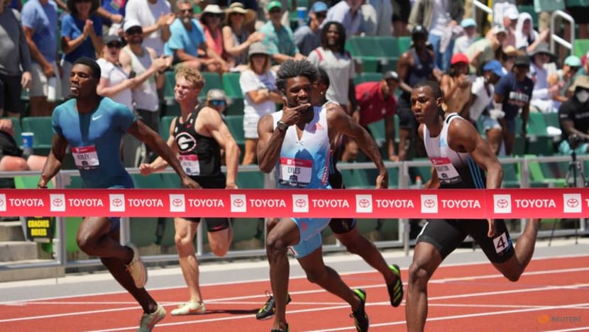 Lyles overcomes teenager Knighton, Steiner stuns rivals to win 200m Lyles overcomes teenager Knighton, Steiner stuns rivals to win 200m