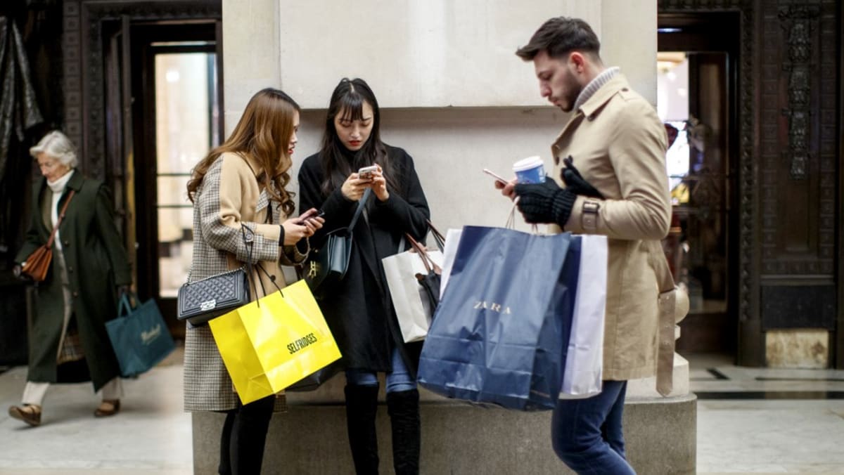 UK to test alert system on millions of phones UK to test alert system on millions of phones