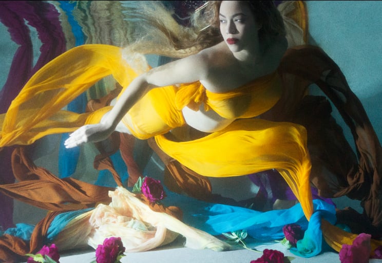Beyoncé's Maternity Photos Are 10 Times More Epic Than Yours Beyoncé's Maternity Photos Are 10 Times More Epic Than Yours